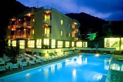 фото отеля Hotel San Pietro Maiori
