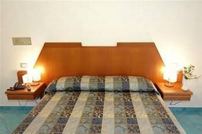 фото отеля Hotel San Pietro Maiori