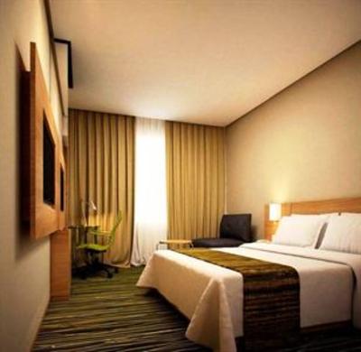 фото отеля Holiday Inn Express Semarang Simpang Lima