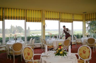 фото отеля Romantik Hotel Schloss Petershagen