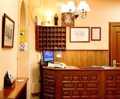 фото отеля Hostal Macarena