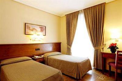 фото отеля Hostal Macarena