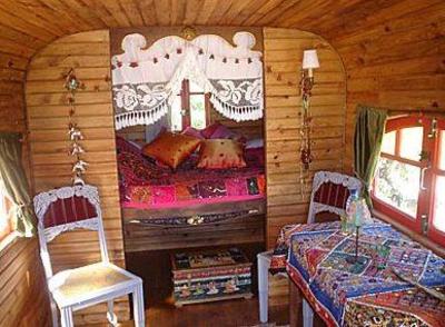 фото отеля La Boheme en Provence - Chambres d'hotes et roulotte tzigane en Provence
