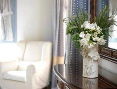 фото отеля Porto Kea Suites