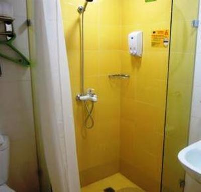 фото отеля Home Inn Guangzhou Sanyuanli