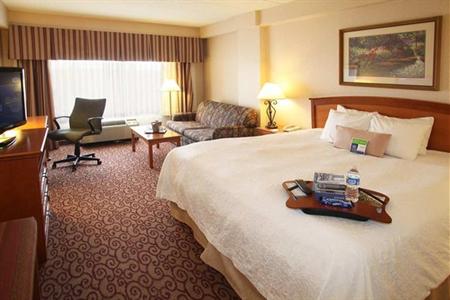 фото отеля Hampton Inn Council Bluffs