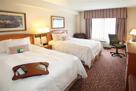 фото отеля Hampton Inn Council Bluffs