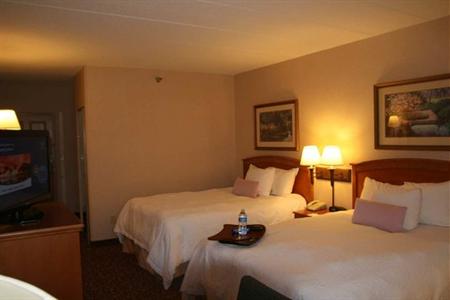 фото отеля Hampton Inn Council Bluffs