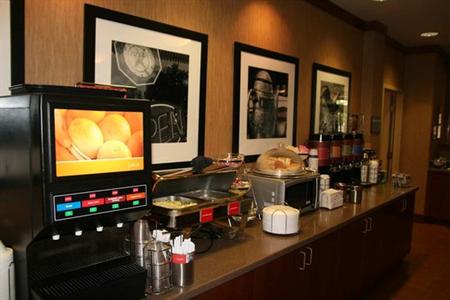 фото отеля Hampton Inn Council Bluffs
