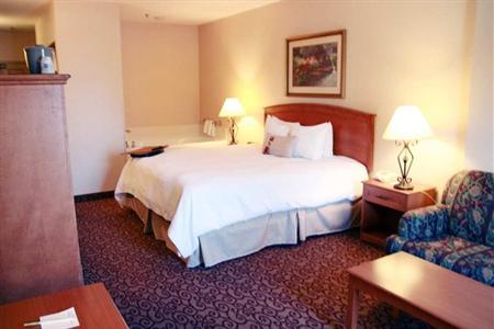 фото отеля Hampton Inn Council Bluffs