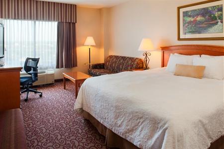 фото отеля Hampton Inn Council Bluffs