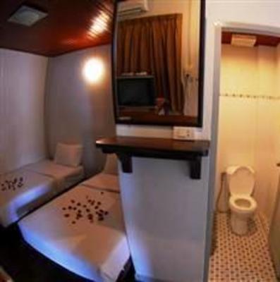 фото отеля Relax Guesthouse Phuket