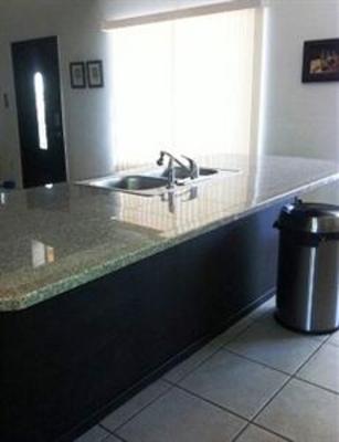 фото отеля Phoenix Affordable Room Rentals
