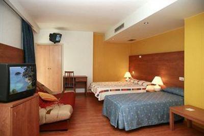 фото отеля Sant Jordi Hotel