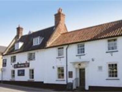 фото отеля The Bull Inn Litcham