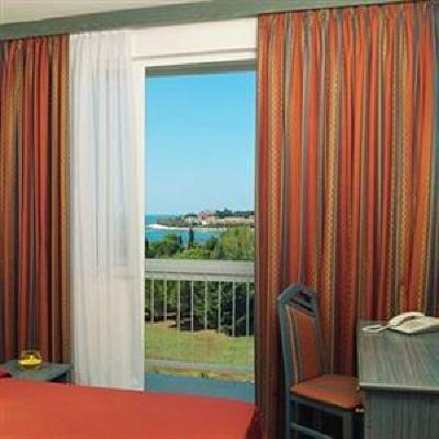 фото отеля Laguna Hotel Novigrad