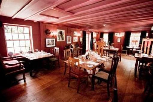 фото отеля Queens Arms East Garston