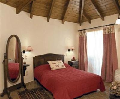 фото отеля Oriades Hotel Karpenisi