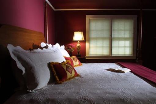 фото отеля Riverbend Inn Chocorua