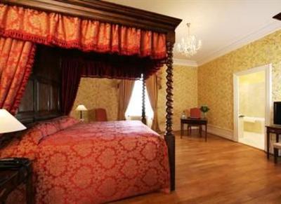 фото отеля Hotel Golf De Ceron Chateau De La Frediere