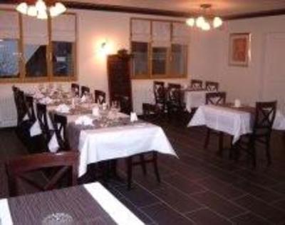 фото отеля Hotel Restaurant Alpenblick Ernen