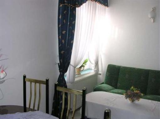 фото отеля Swed-Polexi Hotelik Zukowo