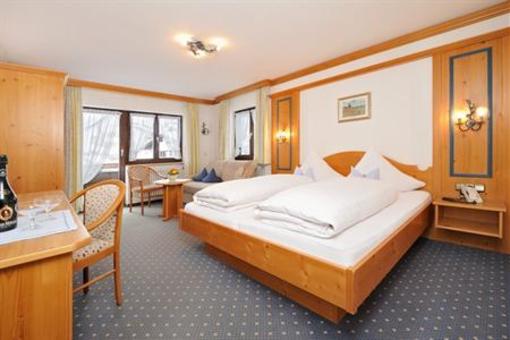 фото отеля Hotel garni Brigitte