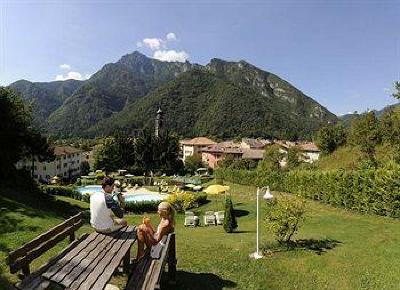 фото отеля Garden Hotel Pieve di Ledro