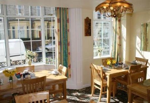 фото отеля Clifton Guest House