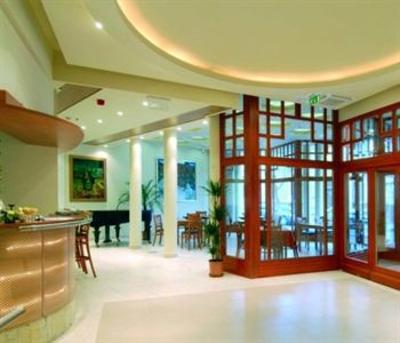 фото отеля Semiramis Hotel Szolnok