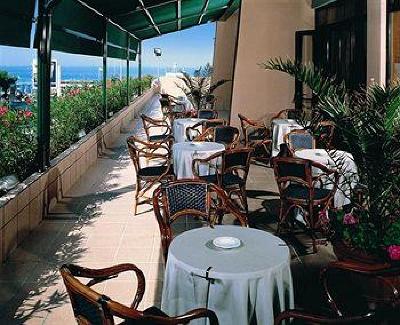 фото отеля Hotel Rossini Pesaro