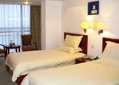 фото отеля Green Tree Inn (Chongqing Xinan)