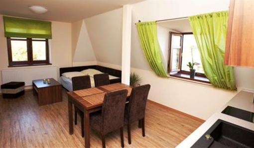 фото отеля Apartmany Na Seniku