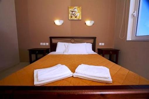 фото отеля Nikos Apartments Kissamos