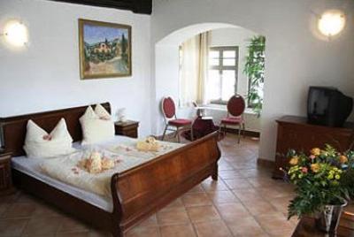фото отеля Stadtschloss Hecklingen Hotel