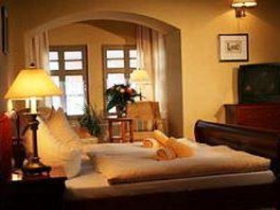 фото отеля Stadtschloss Hecklingen Hotel
