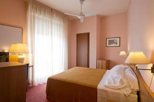 фото отеля Hotel Gloria Salsomaggiore Terme