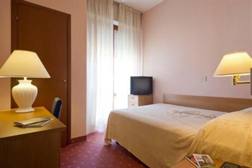 фото отеля Hotel Gloria Salsomaggiore Terme