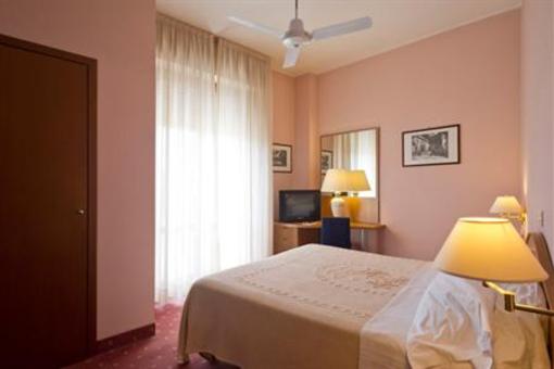 фото отеля Hotel Gloria Salsomaggiore Terme
