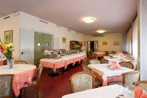 фото отеля Hotel Gloria Salsomaggiore Terme