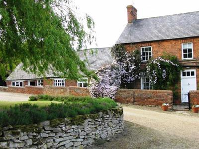 фото отеля Newton Park Farm Bed and Breakfast
