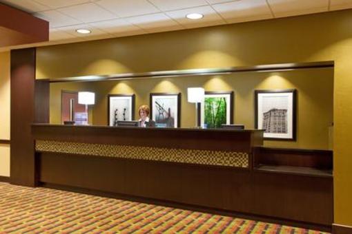 фото отеля Holiday Inn Grand Rapids Downtown