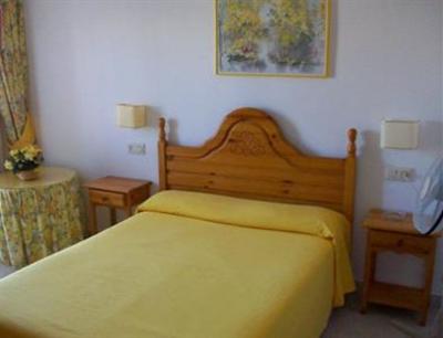 фото отеля Hostal El Cisne Sant Feliu de Guixols