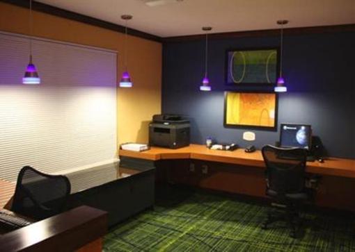 фото отеля Fairfield Inn & Suites by Marriott Colorado Springs North/Air Force Academy