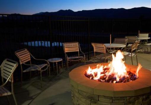 фото отеля Fairfield Inn & Suites by Marriott Colorado Springs North/Air Force Academy