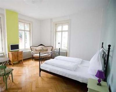 фото отеля Das Mietwerk Hostel Lindau