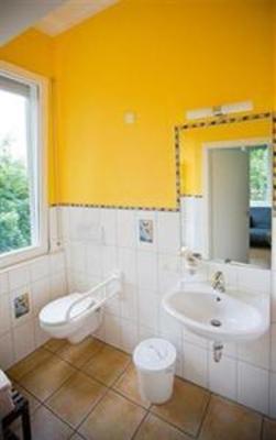 фото отеля Das Mietwerk Hostel Lindau