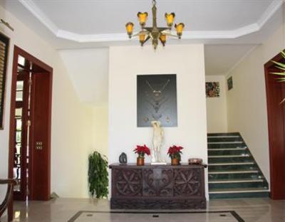 фото отеля Hotel Villarocamar
