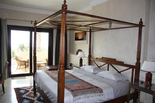 фото отеля Hotel Villarocamar