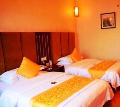 фото отеля Hollyear Hotel